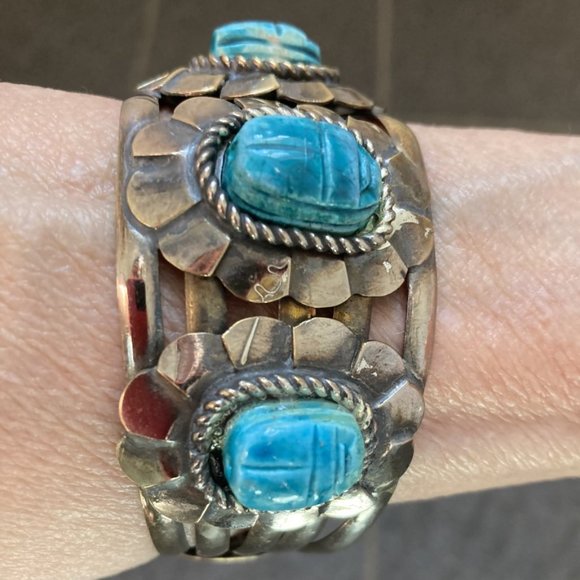 Updated: Vintage Egyptian scarab cuff bracelet + bonus bangle - Picture 2 of 6